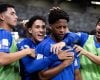 Cruzeiro reforça renovação do elenco com jovens talentos que ganham espaço no time principal