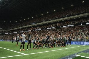 Atlético e Santos se enfrentam novamente no Campeonato Brasileiro após duelo pelas quartas da Sul-Americana