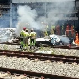 V&iacute;deo revela destro&ccedil;os de aeronave ap&oacute;s queda em esta&ccedil;&atilde;o de metr&ocirc; em Belo Horizonte