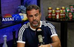 Artur Jorge destaca dificuldades na janela de transferências do Cruzeiro e lamenta perdas de jogadores-chave
