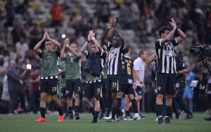 Atl&eacute;tico mant&eacute;m invencibilidade de 16 jogos na Arena MRV ap&oacute;s vit&oacute;ria na Sul-Americana