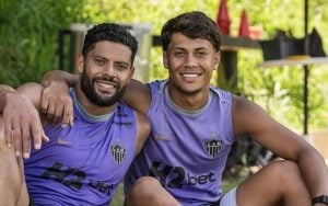 Filho do atacante Hulk assina primeiro contrato profissional com o Atl&eacute;tico Mineiro