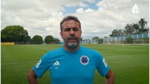Artur Jorge considera jogo contra o Gr&ecirc;mio uma decis&atilde;o crucial para o Cruzeiro na busca por objetivos na temporada