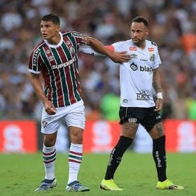Jogos do domingo do Brasileir&atilde;o movimentam parte de cima e de baixo da tabela