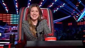 Kelly Clarkson relata experiência de tratamento desrespeitoso em loja no Brooklyn