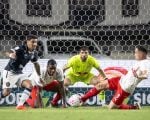 Remo e Bragantino empatam pelo Campeonato Brasileiro com gols anulados em jogo marcado por pol&ecirc;micas