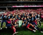 Ex-lateral do Cruzeiro conquista primeira ta&ccedil;a da US Open Cup defendendo o St. Louis nos Estados Unidos