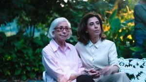 Fernanda Montenegro estreia no TikTok com campanha que destaca troca de experiências entre gerações