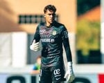 Goleiro formado pelo Atlético e ex-América, Matheus Mendes destaca-se no Campeonato Português
