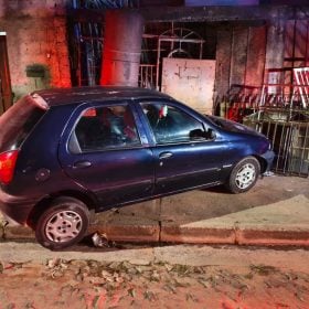 Homem de 50 anos &eacute; morto a tiros dentro de carro em Ribeir&atilde;o das Neves, na Grande BH
