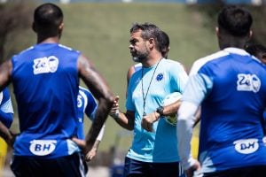 Cruzeiro enfrenta fase decisiva no Campeonato Brasileiro com foco na classificação direta para a Libertadores