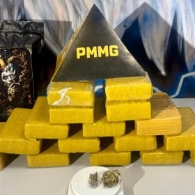 Homem &eacute; preso por tr&aacute;fico de drogas em resid&ecirc;ncia utilizada como dep&oacute;sito em Santana do Para&iacute;so