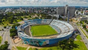 Orientações para torcedores do Atlético em Montevidéu durante semifinal da Copa Sul-Americana