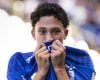 Meia Felipe Morais destaca-se na vitória do Cruzeiro sobre o São Paulo por 2 a 0, liderando estatísticas ofensivas na partida