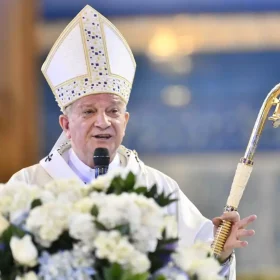 Arcebispo de Aparecida pede desarmamento e aten&ccedil;&atilde;o &agrave; fome e &agrave; pobreza