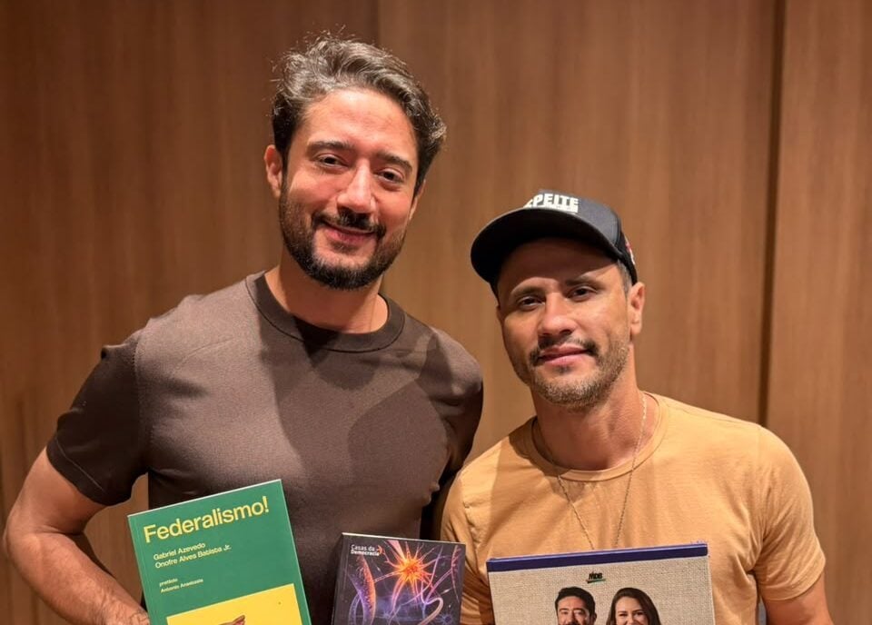 Com Gabriel Azevedo, Cleitinho anuncia novos integrantes da equipe de transi&ccedil;&atilde;o do governo