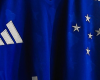 Camisa do Cruzeiro sem a marca da Betnacional para jogo contra o São Paulo