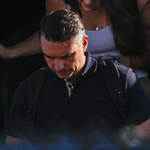 Fl&aacute;vio Bolsonaro ap&oacute;s desembarcar em Miami, nos Estados Unidos, nesta quarta-feira (28).