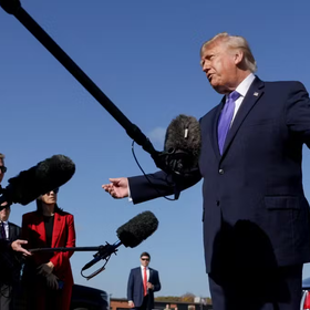 Donald Trump comenta as elei&ccedil;&otilde;es brasileiras e afirma que Lula pediu neutralidade.