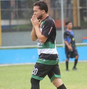 Mo&ccedil;ambique vira o jogo e avan&ccedil;a na Copa Divin&oacute;polis de Futebol Amador