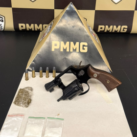 Telettubes é preso com arma e drogas em Divinópolis