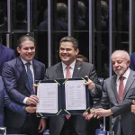 Fim da escala 6x1 &eacute; promulgada e medida deve valer em 60 dias
